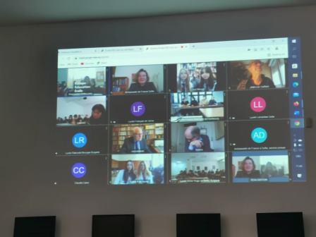 Онлайн тематична дискусия в рамките на проекта Европа, Образование, Училище